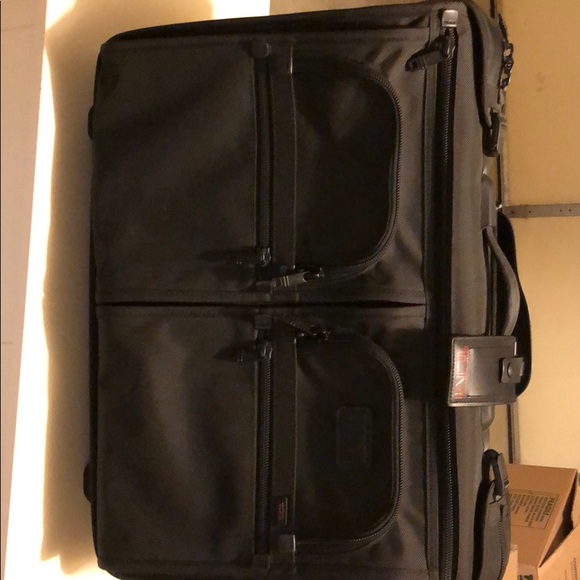 tumi carry on garment bag wheeled